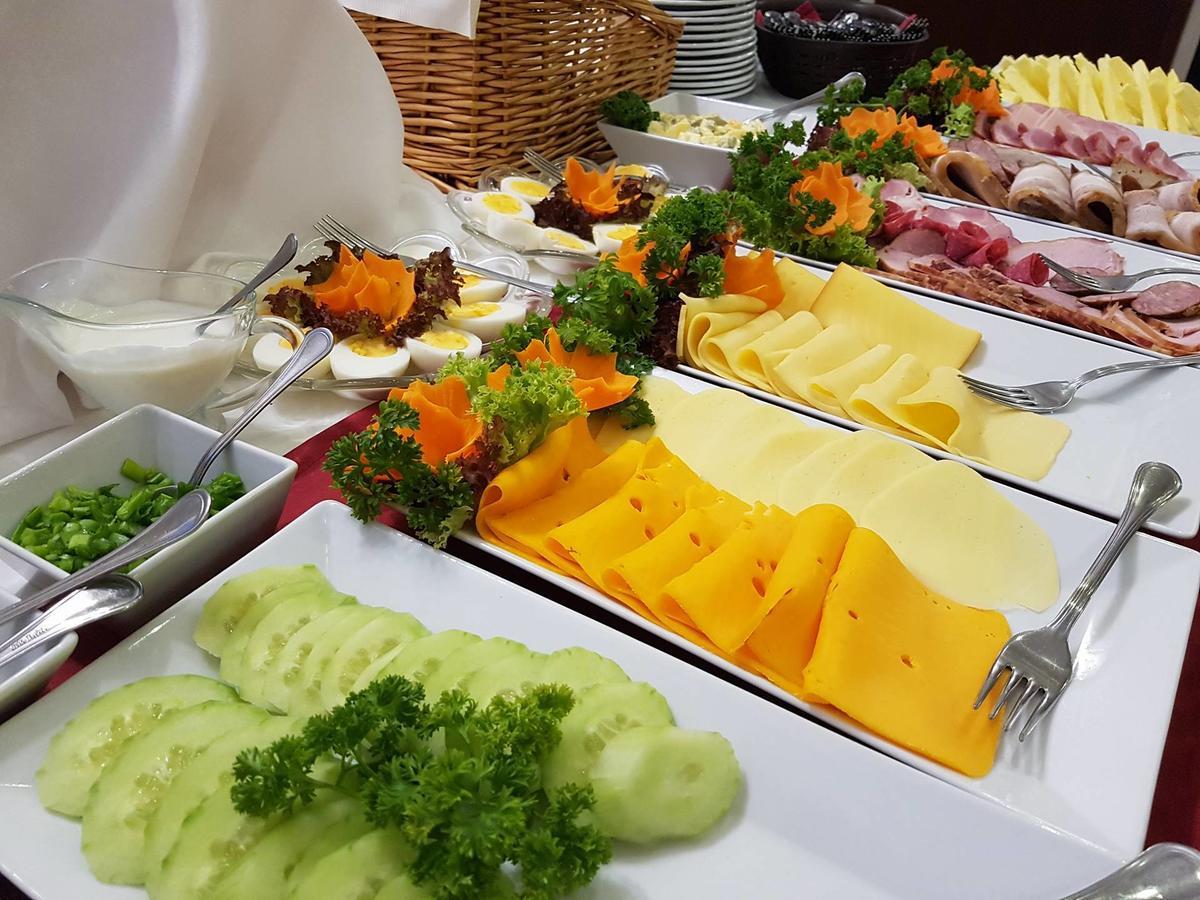 Hotel Pikul Puławy Eksteriør billede