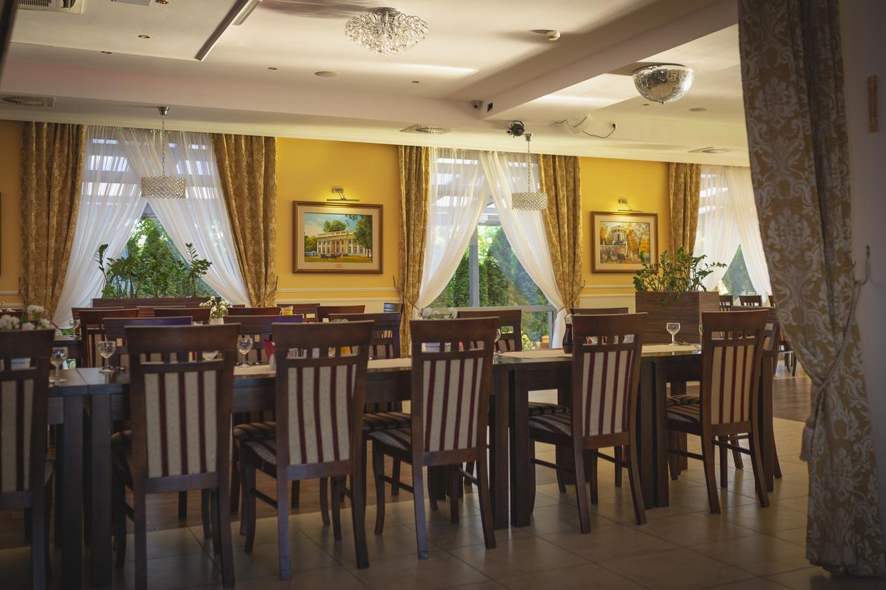 Hotel Pikul Puławy Eksteriør billede