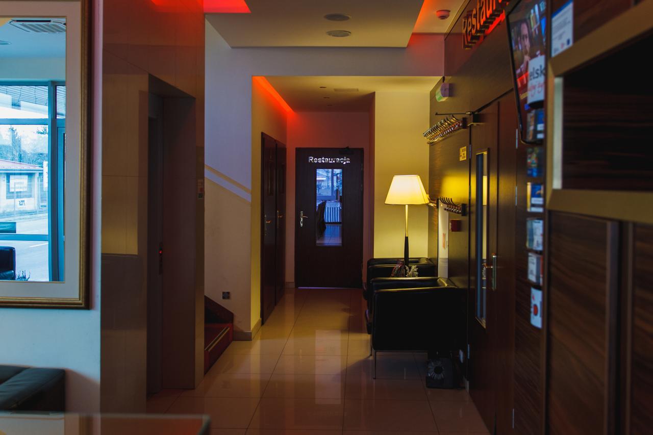 Hotel Pikul Puławy Eksteriør billede